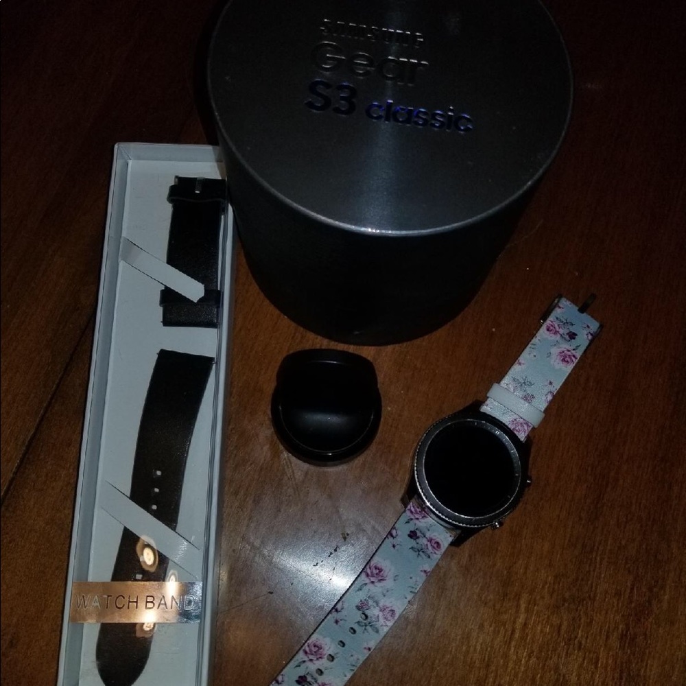 Samsung Gear S3 Classic - Picture 2 of 2